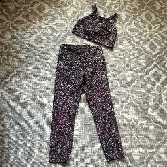 NWOT Lululemon Wunder Train bra/leggings set, size 8, Topography Multi - Picture 6 of 15